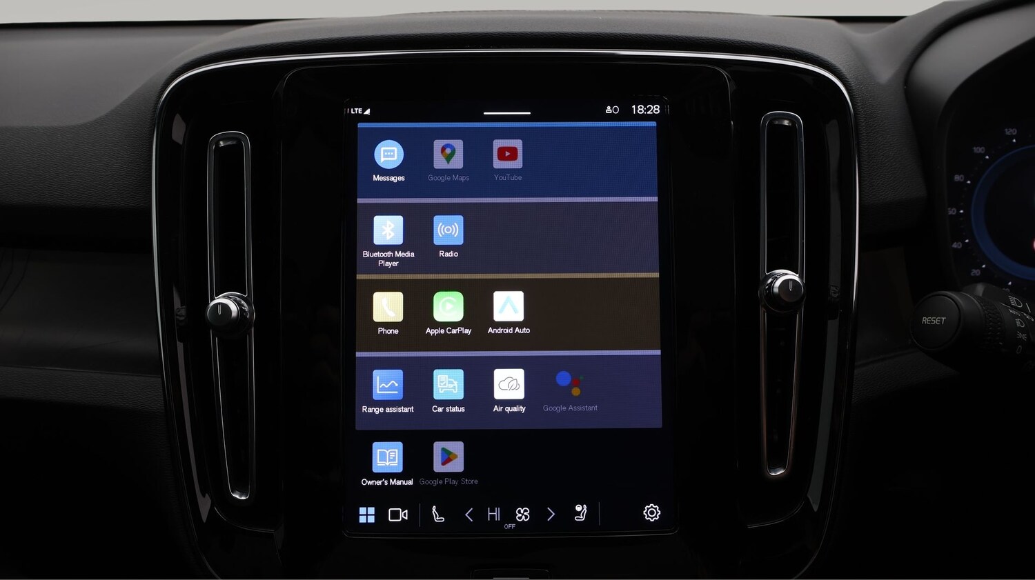 Used Volvo C40 2023 for sale - 77688913: Photo 21