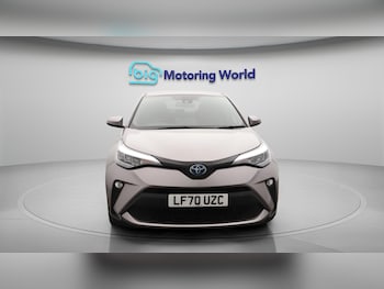 Used Toyota C-HR 2020 for sale - 75810232: Photo