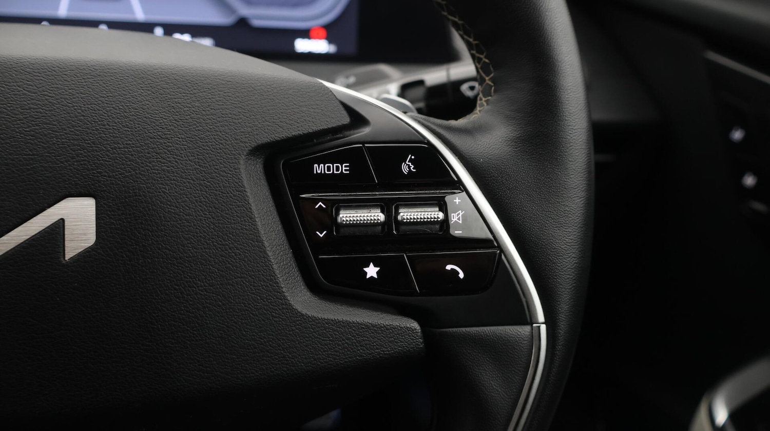 Used Kia EV6 2023 for sale - 76498824: Photo 27