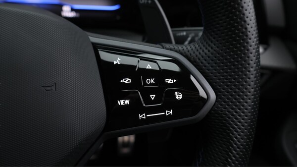Used Volkswagen Golf 2023 for sale - 75350957: Photo 26