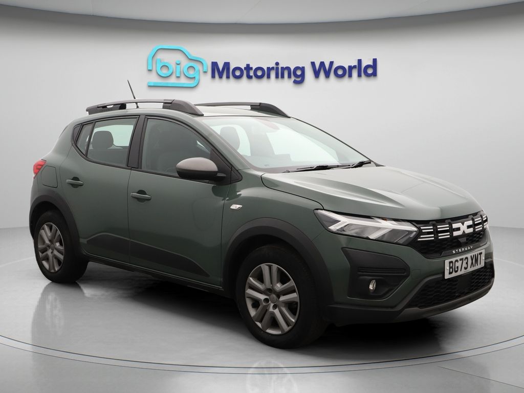 Used Dacia Sandero Stepway for sale - 76810639: Photo 2