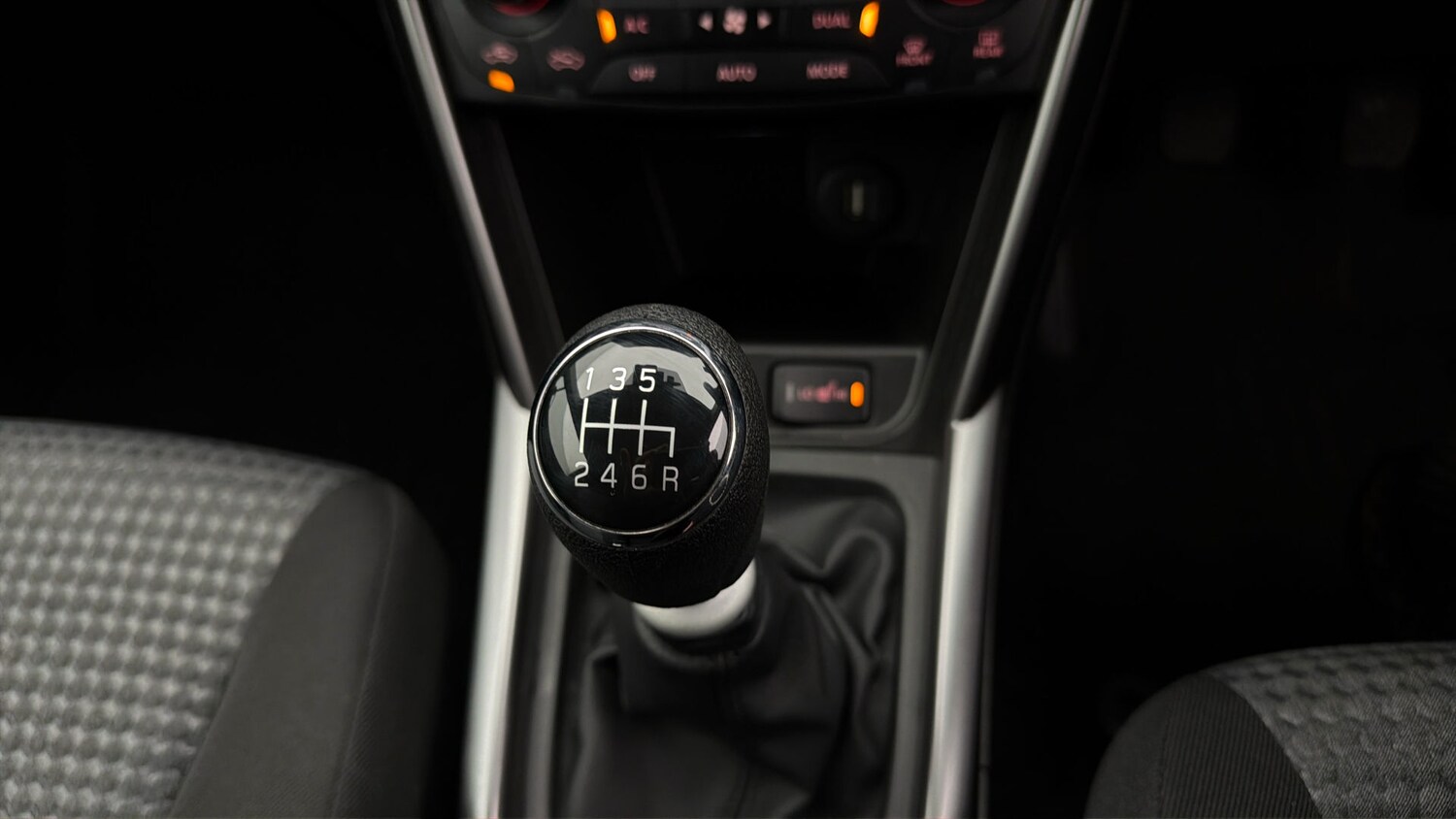 Used Suzuki SX4 S-Cross 2023 for sale - 77961875: Photo 25