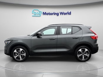 Used Volvo XC40 2025 for sale - 79555088: Photo