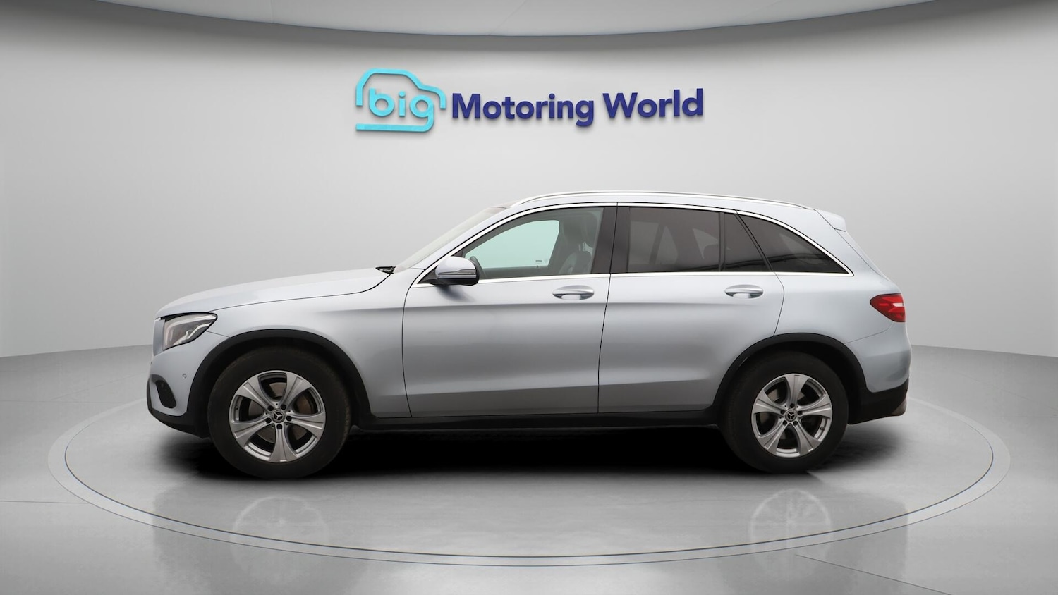 Used Mercedes-Benz GLC 2018 for sale - 76432370: Photo 5