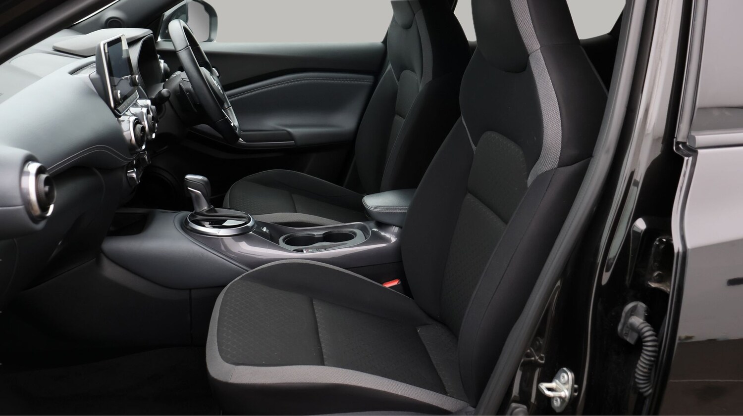 Used Nissan Juke 2022 for sale - 77616520: Photo 14