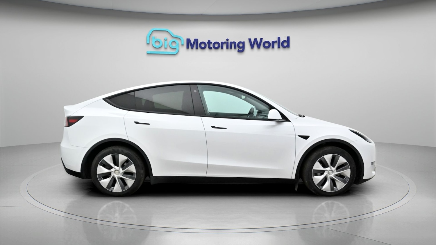 Used Tesla Model Y 2023 for sale - 77950252: Photo 8