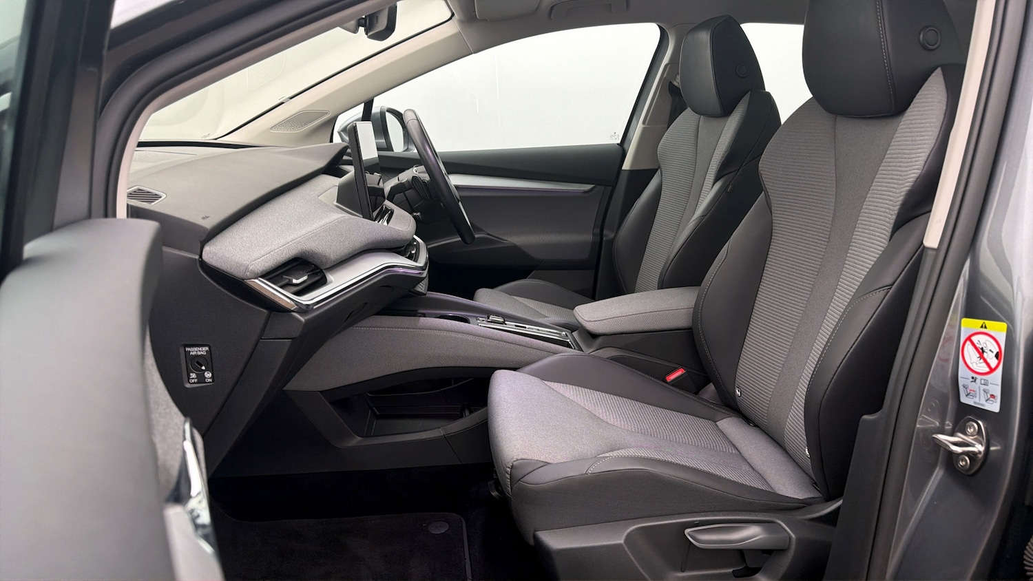 Used Skoda Enyaq 2023 for sale - 77984997: Photo 13