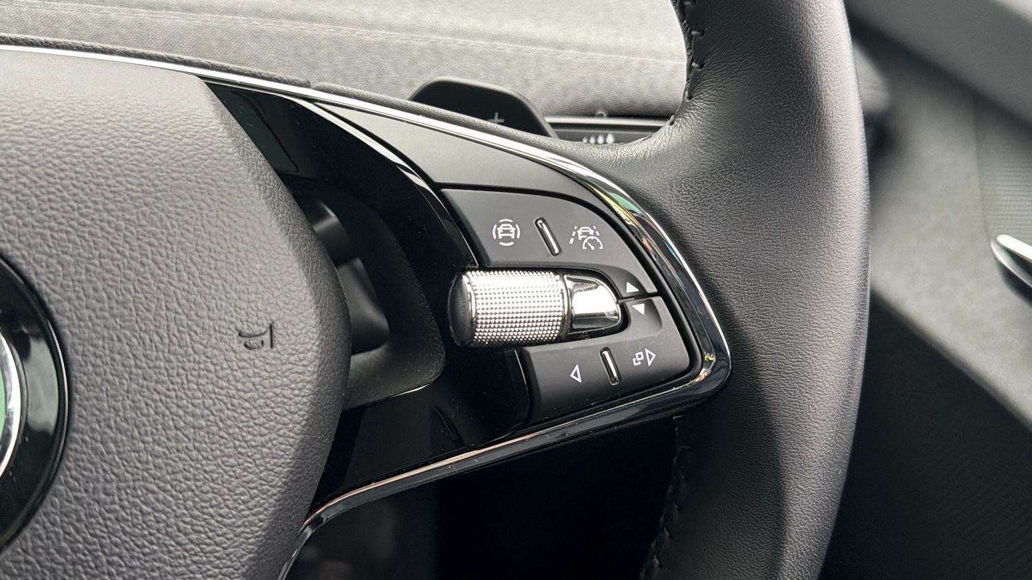 Used Skoda Enyaq 2023 for sale - 77984997: Photo 23