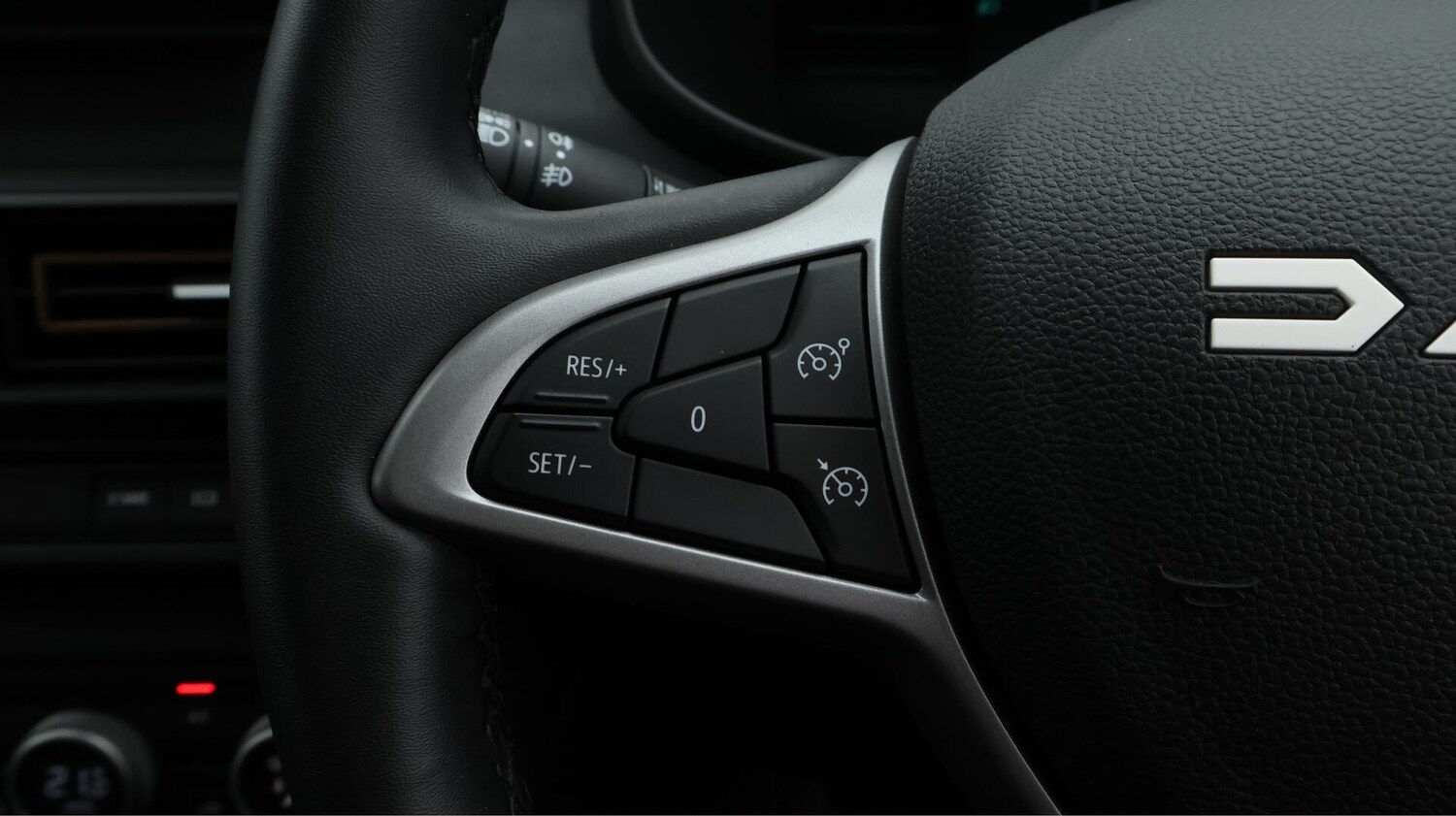 Used Dacia Jogger 2025 for sale - 76457170: Photo 28