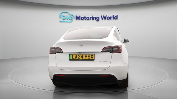 Used Tesla Model Y 2024 for sale - 76246853: Photo 7