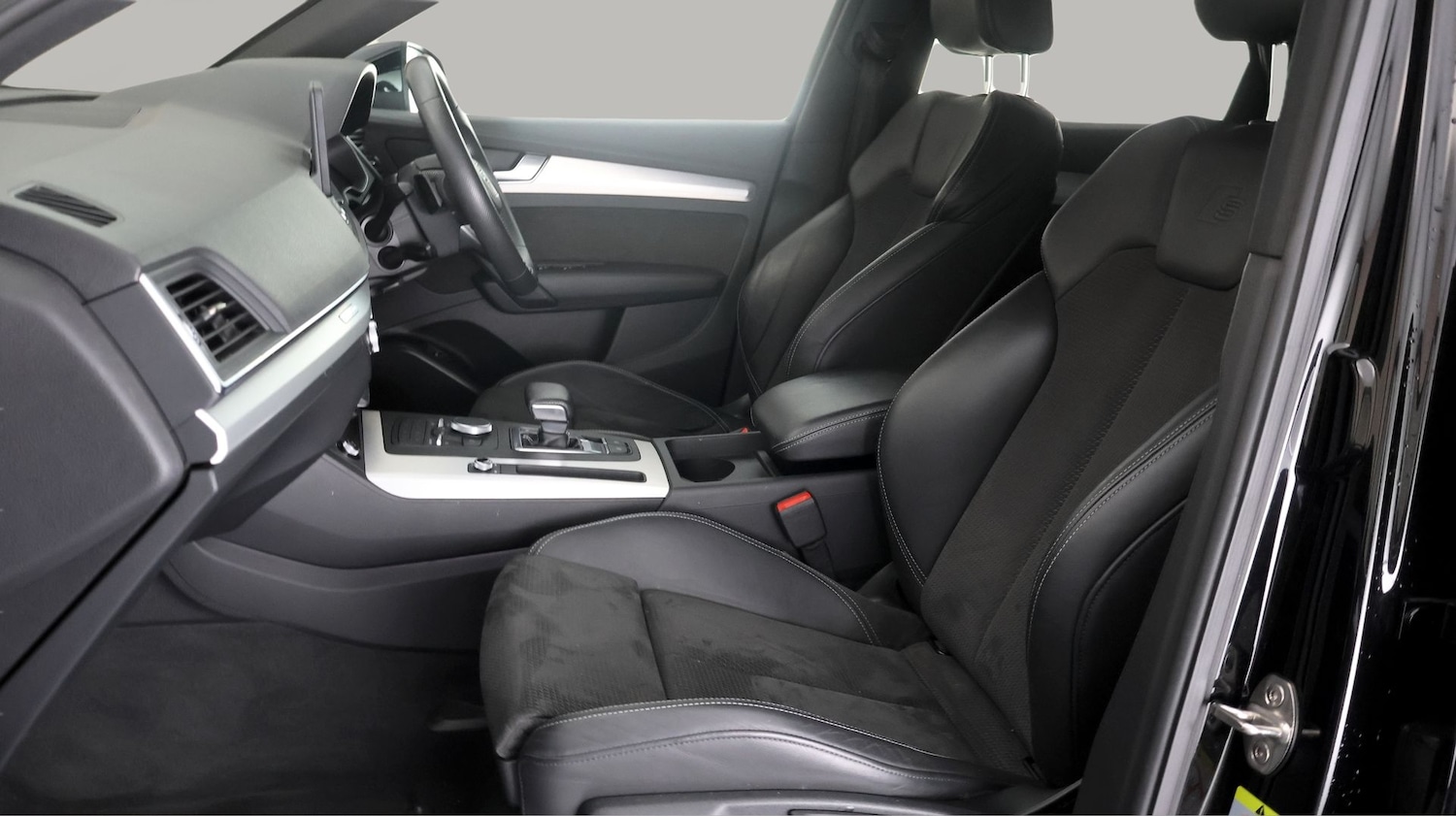 Used Audi Q5 2020 for sale - 77777509: Photo 14