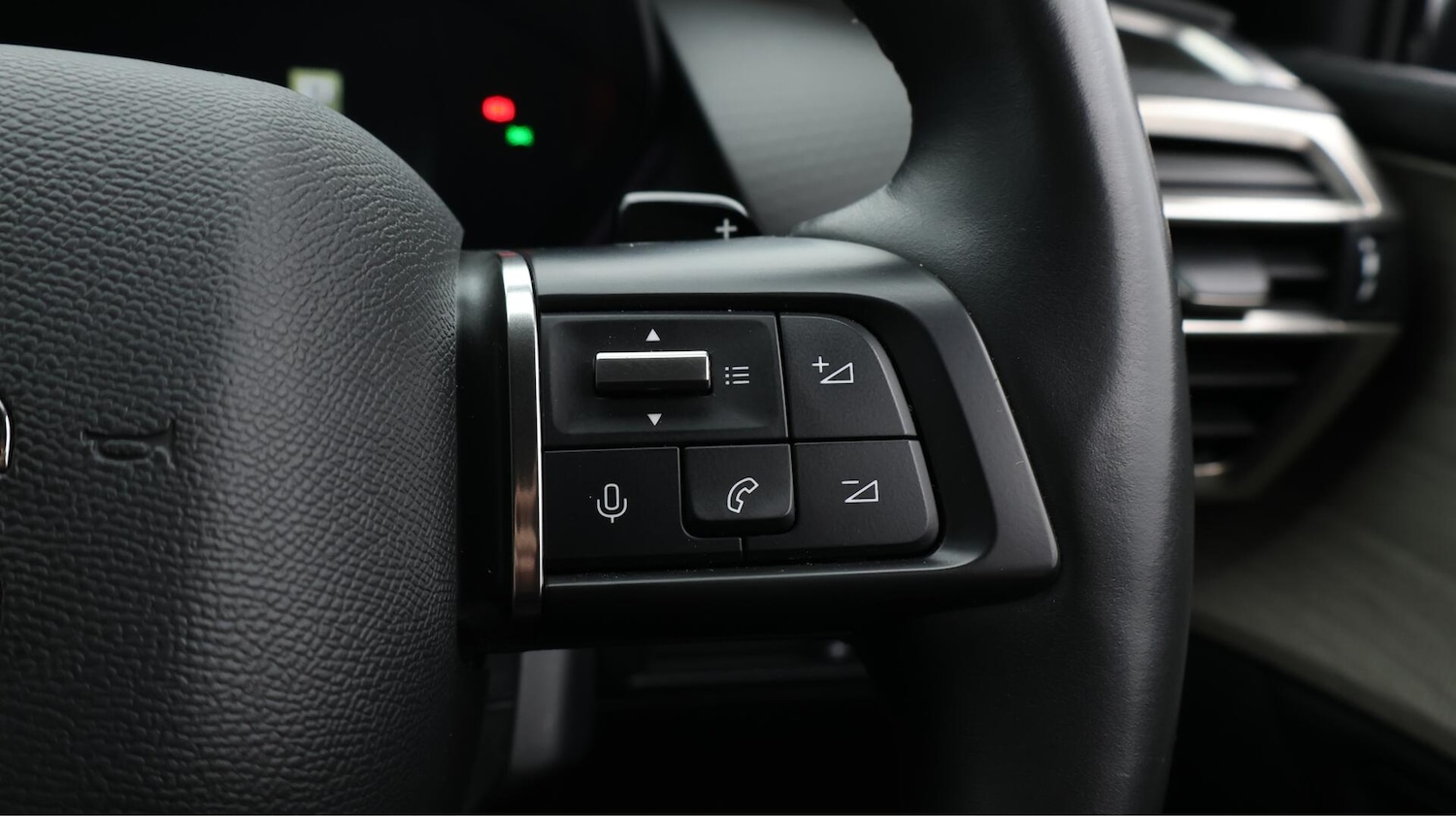 Used Citroen C5 X 2023 for sale - 76370695: Photo 25