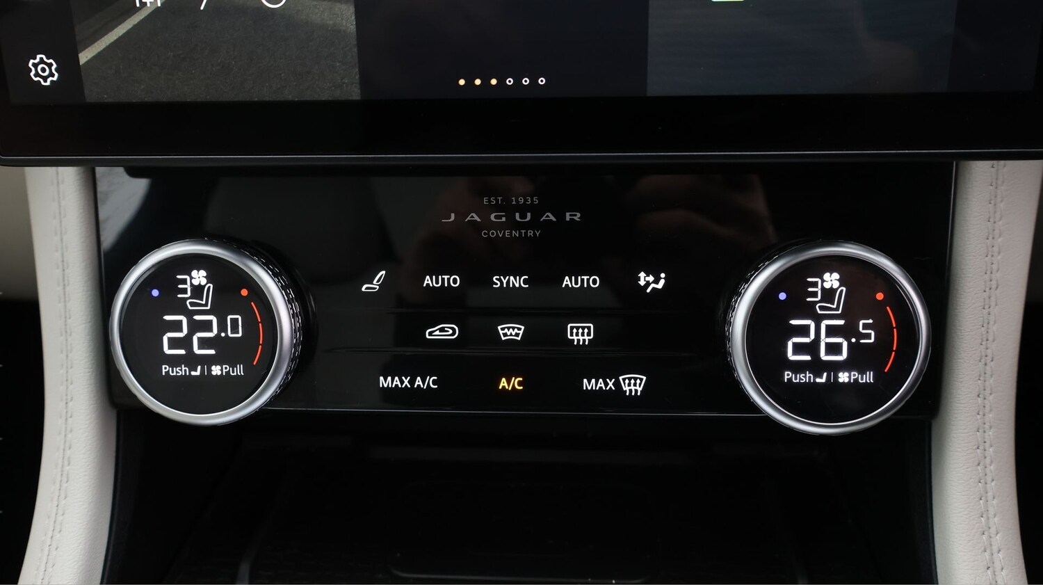 Used Jaguar F-Pace 2023 for sale - 77502485: Photo 12