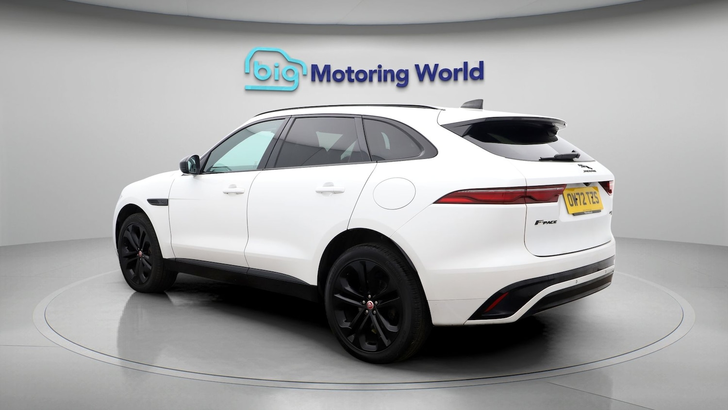 Used Jaguar F-Pace 2023 for sale - 77502485: Photo 5