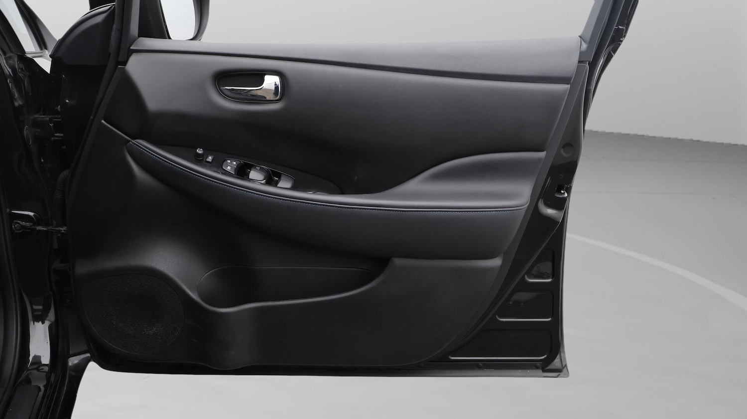 Used Nissan Leaf for sale - 76485116: Photo 15