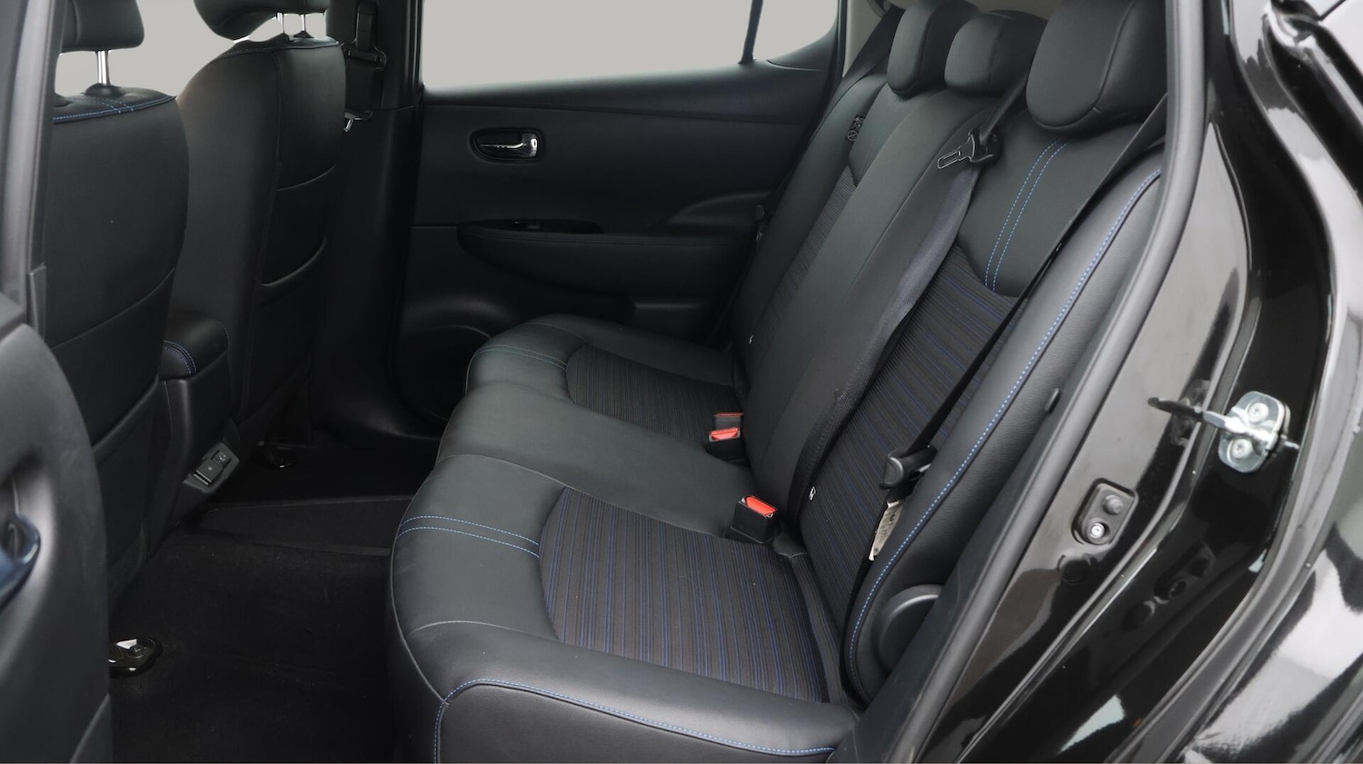 Used Nissan Leaf for sale - 76485116: Photo 16