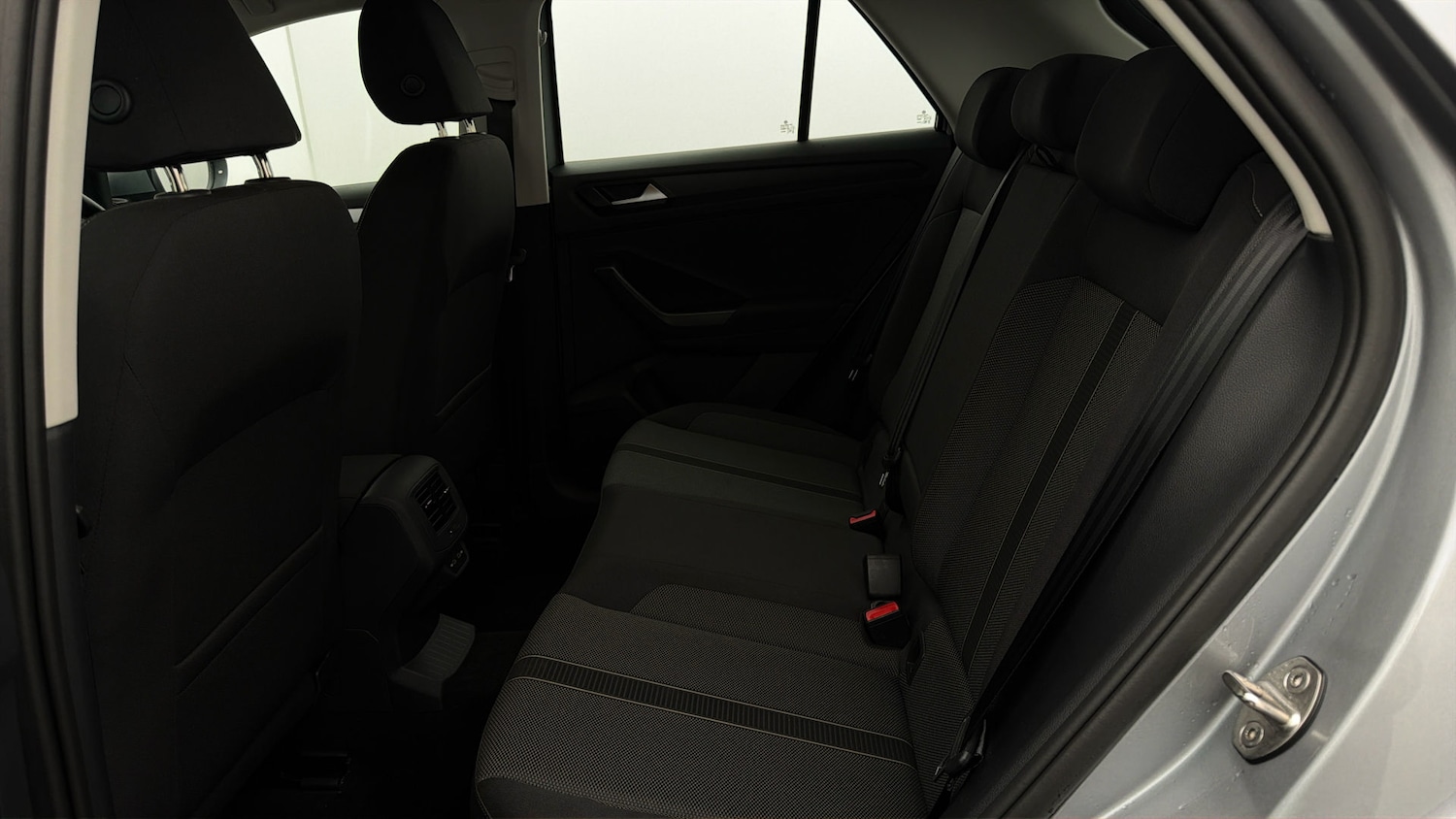 Used Volkswagen T-Roc 2023 for sale - 78064943: Photo 15