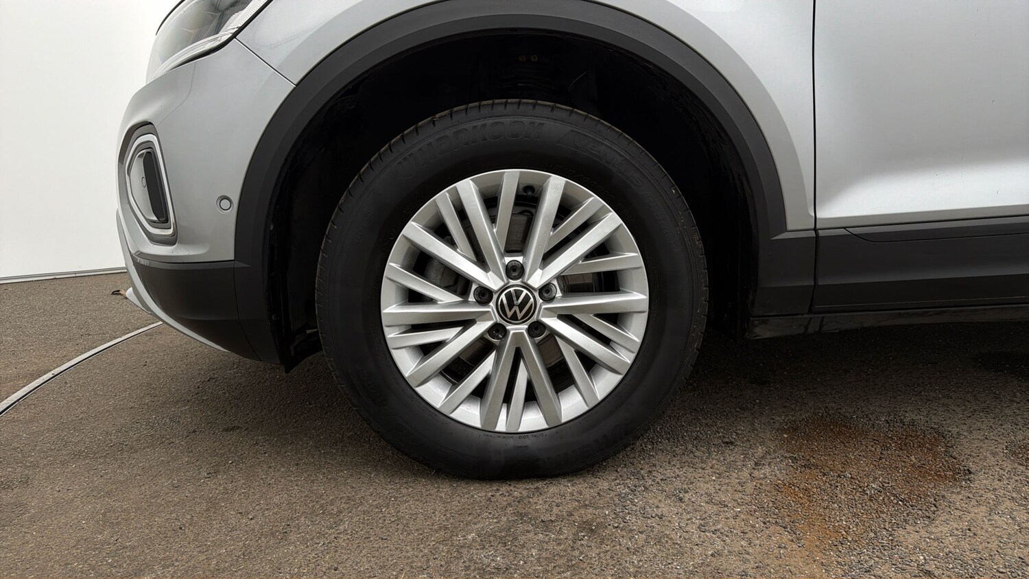 Used Volkswagen T-Roc 2023 for sale - 78064943: Photo 17