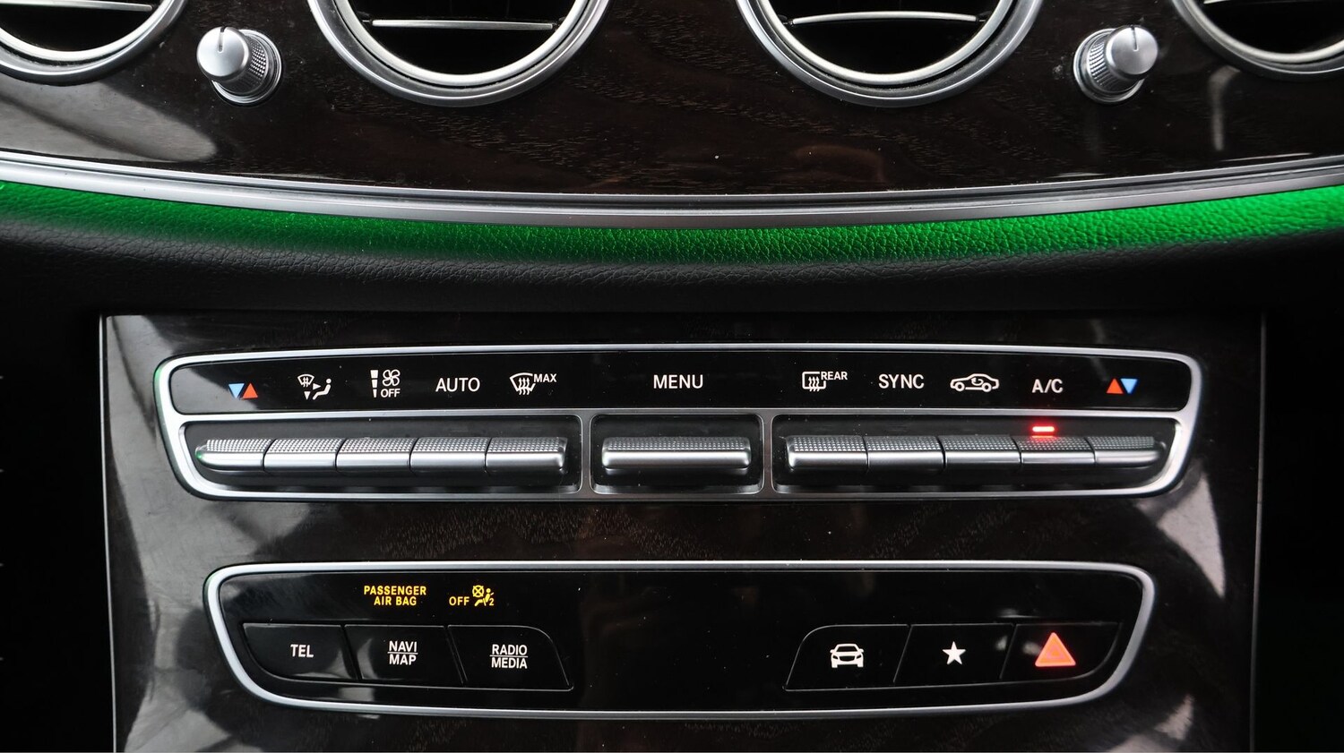 Used Mercedes-Benz E Class for sale - 77759225: Photo 12