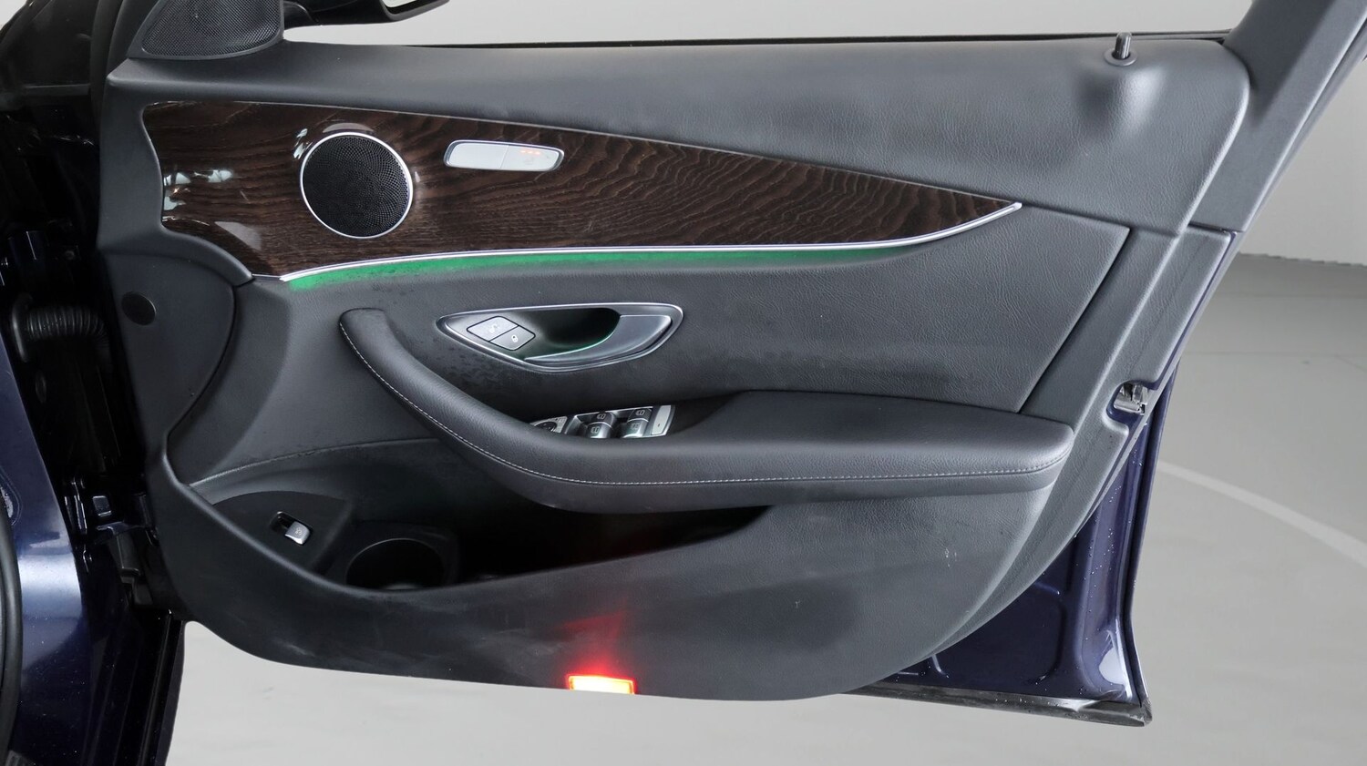 Used Mercedes-Benz E Class for sale - 77759225: Photo 15