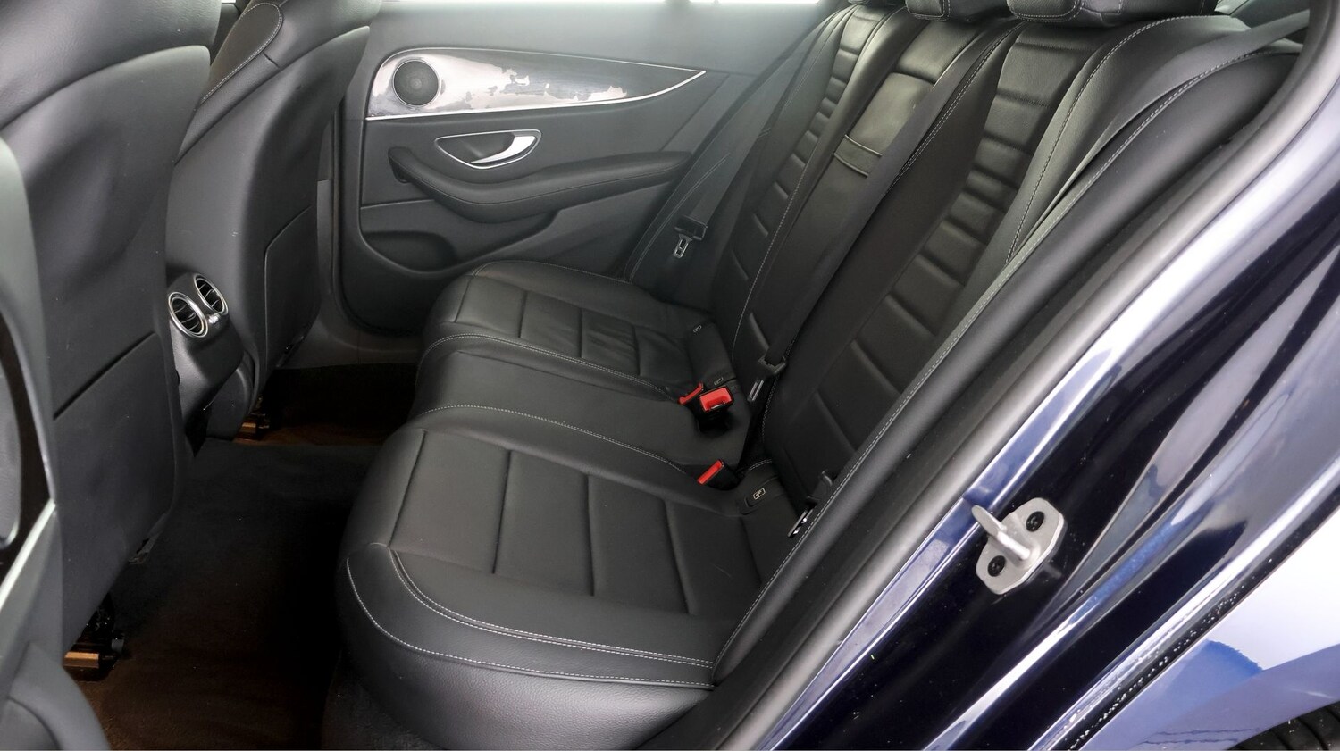 Used Mercedes-Benz E Class for sale - 77759225: Photo 16