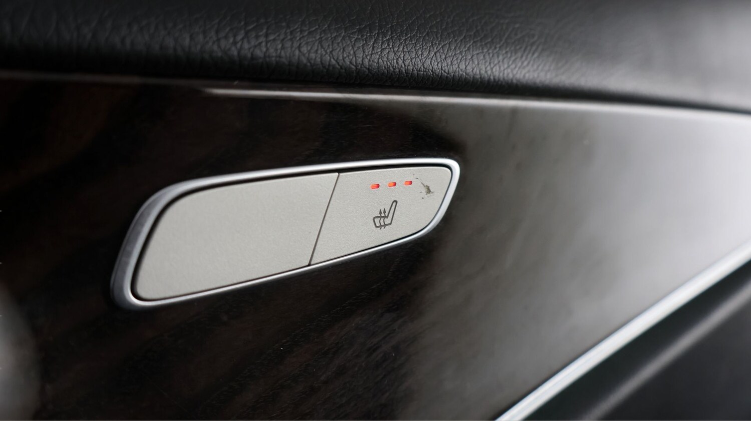 Used Mercedes-Benz E Class for sale - 77759225: Photo 21