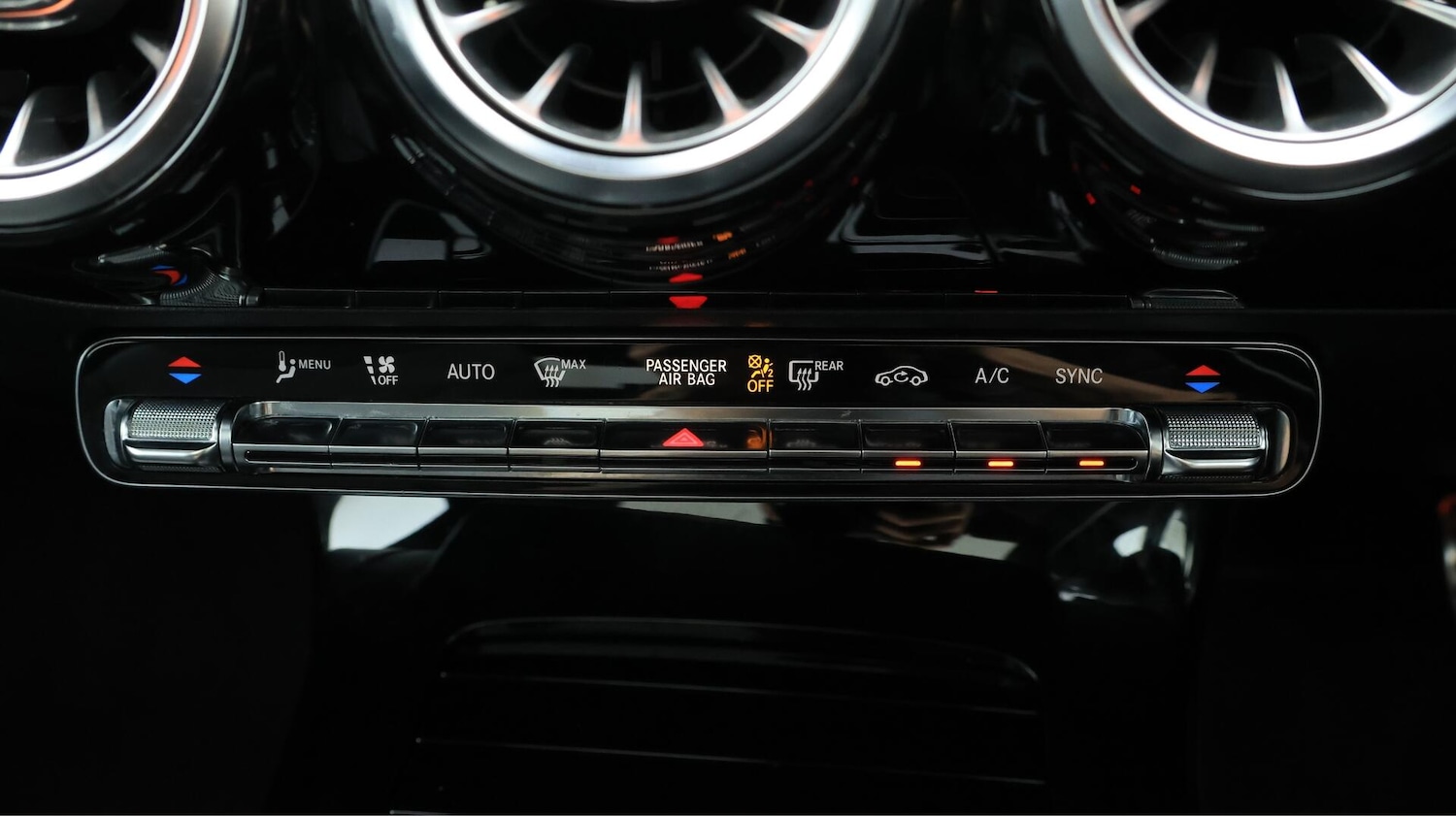 Used Mercedes-Benz CLA 2020 for sale - 76433272: Photo 13