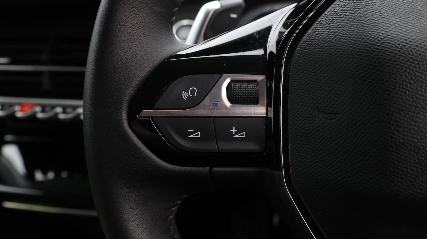 Used Peugeot 208 2023 for sale - 77536197: Photo 24