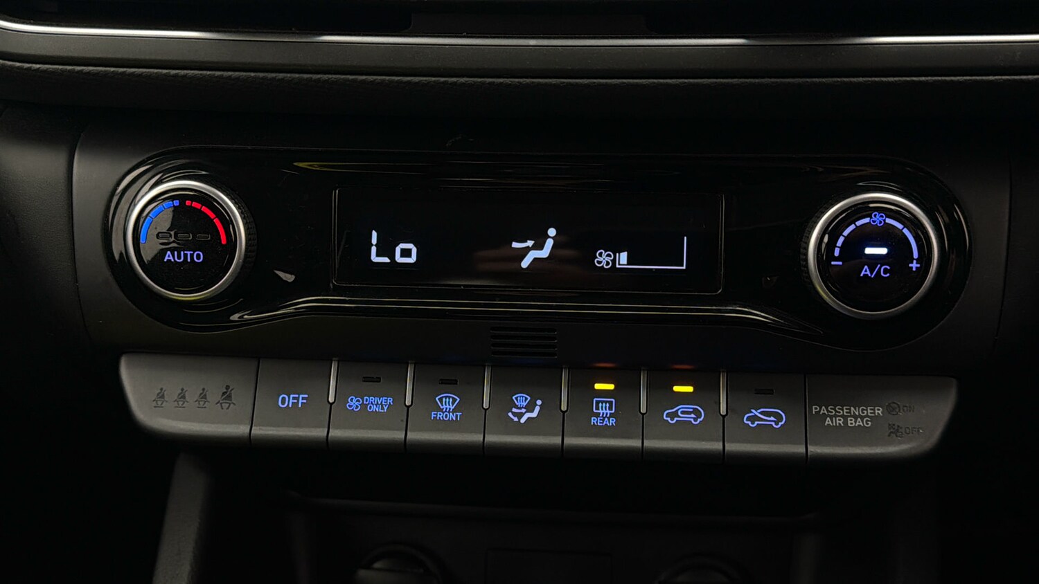 Used Hyundai KONA 2023 for sale - 77998180: Photo 11