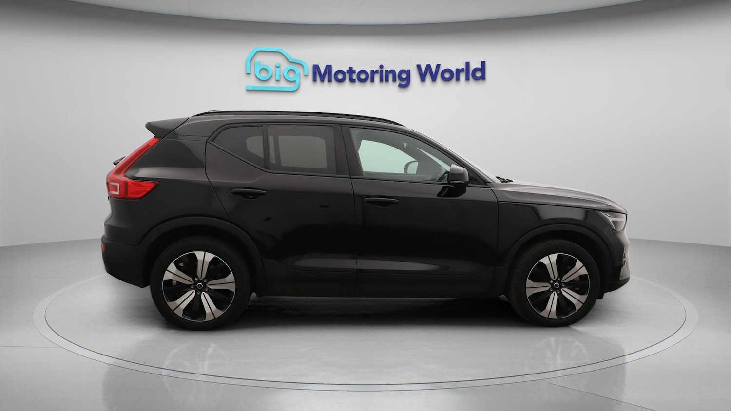 Used Volvo XC40 2023 for sale - 76388750: Photo 9