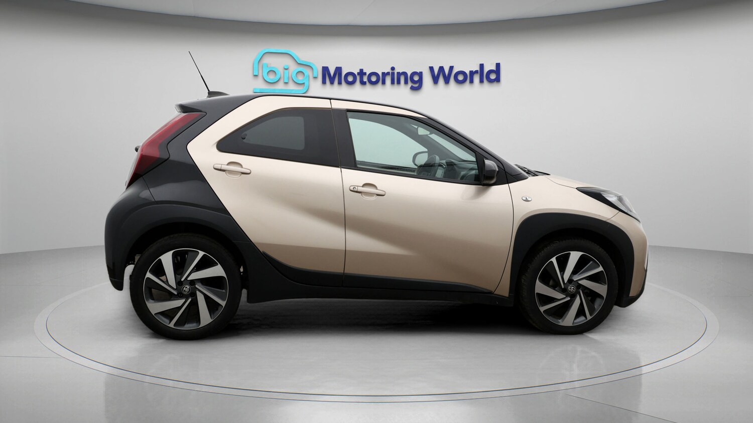 Used Toyota Aygo X for sale - 77337446: Photo 8