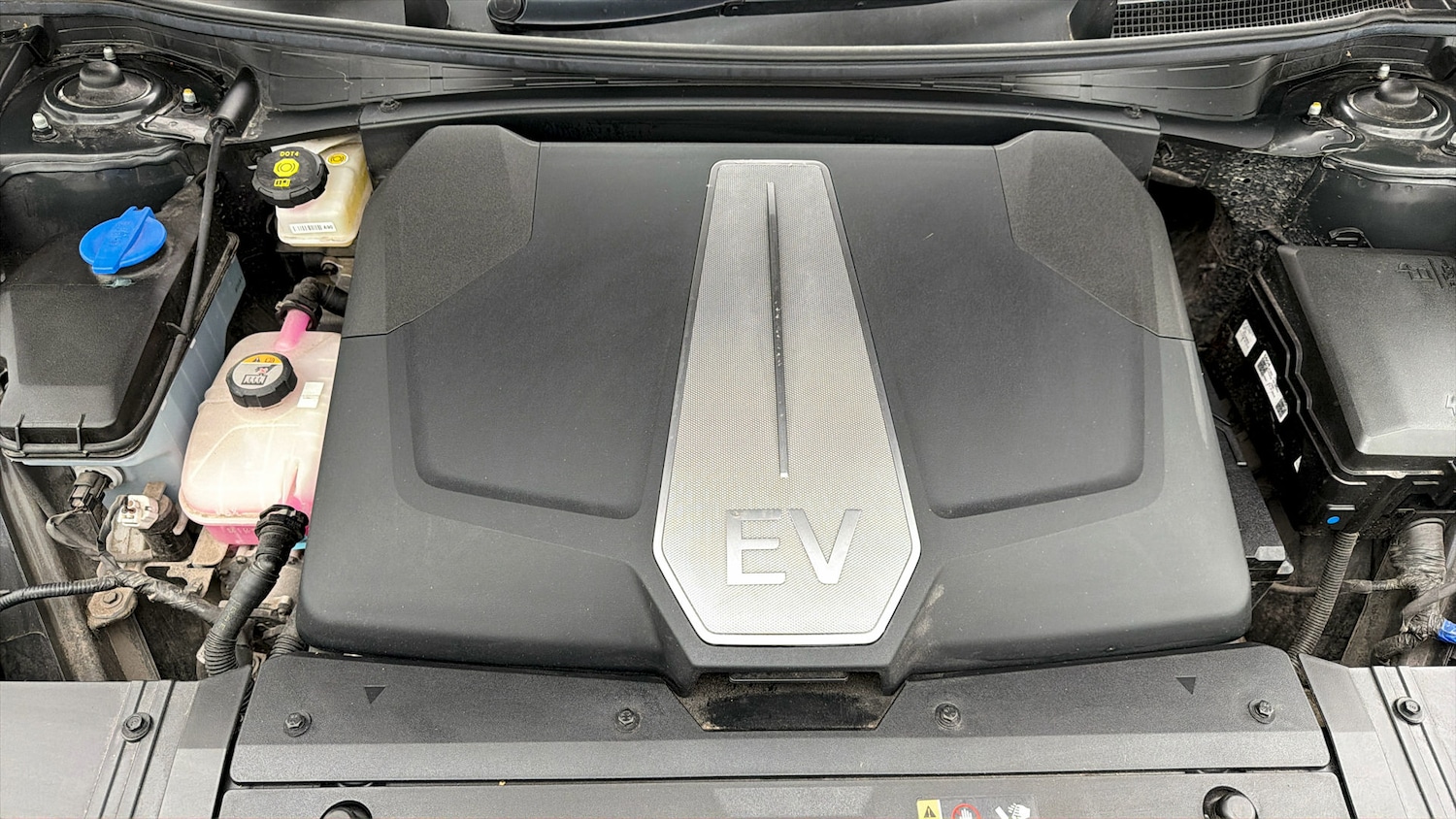 Used Kia EV6 2023 for sale - 77945608: Photo 18