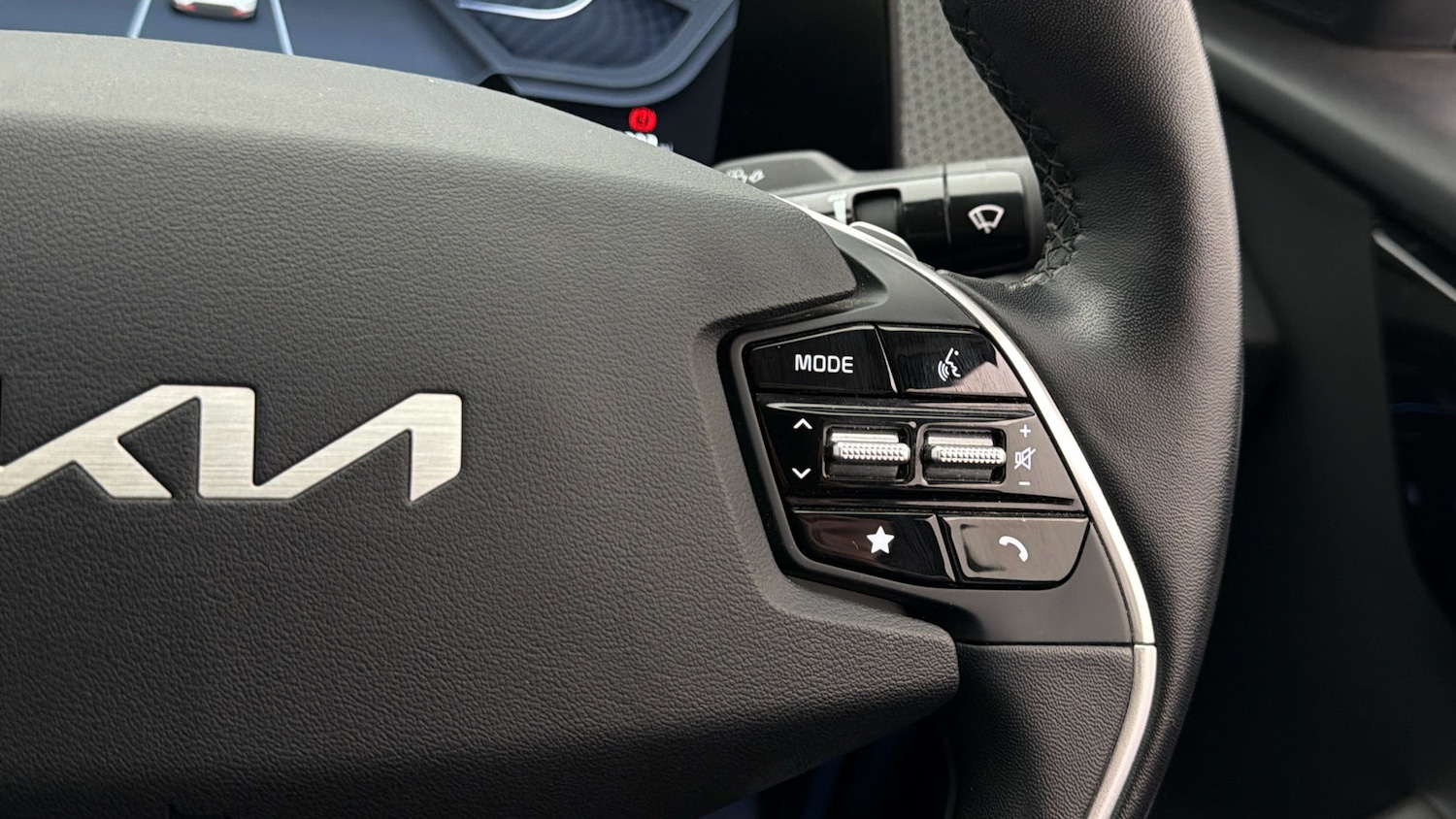 Used Kia EV6 2023 for sale - 77945608: Photo 23