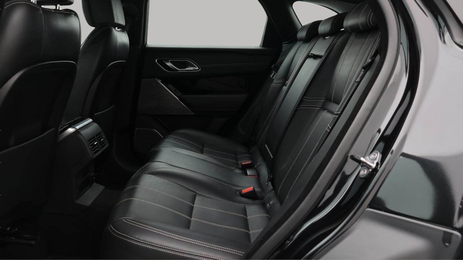 Used Land Rover Range Rover Velar 2019 for sale - 76632885: Photo 17