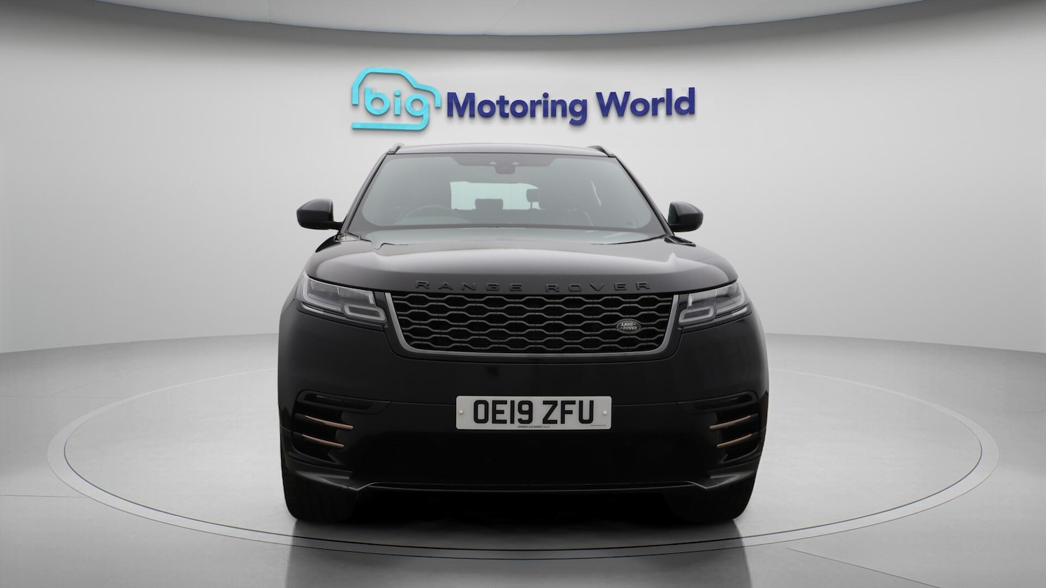 Used Land Rover Range Rover Velar 2019 for sale - 76632885: Photo 3