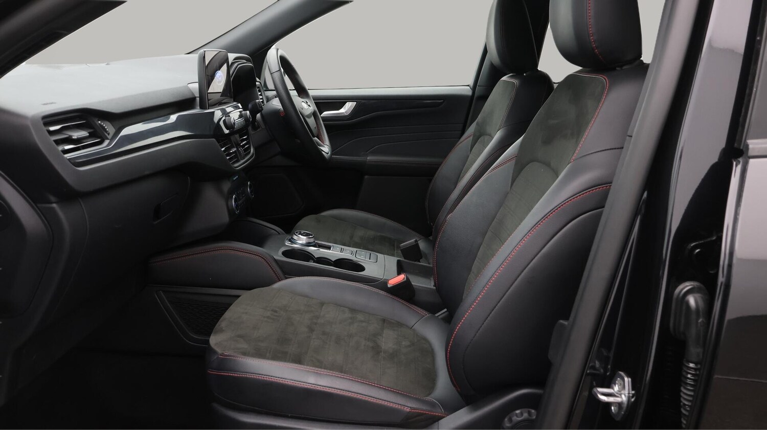 Used Ford Kuga 2023 for sale - 76645169: Photo 15