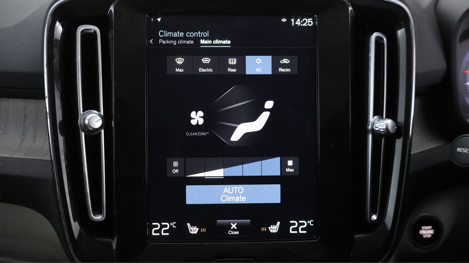 Used Volvo XC40 for sale - 77760386: Photo 12