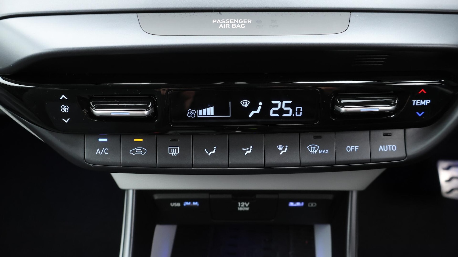 Used Hyundai BAYON 2024 for sale - 76360996: Photo 13