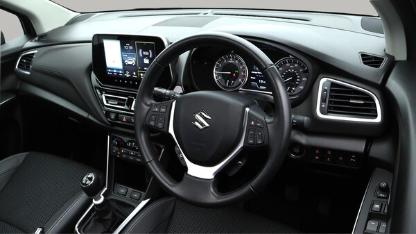 Used Suzuki SX4 S-Cross 2023 for sale - 75552523: Photo 10