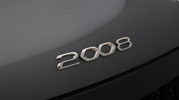 Used Peugeot 2008 2022 for sale - 76012530: Photo 22