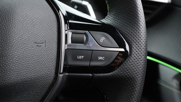 Used Peugeot 2008 2022 for sale - 76012530: Photo 27
