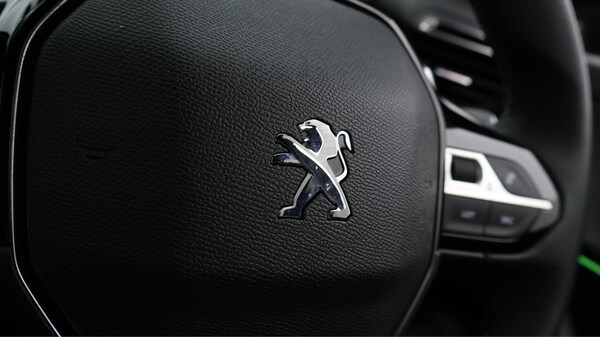 Used Peugeot 2008 2022 for sale - 76012530: Photo 30