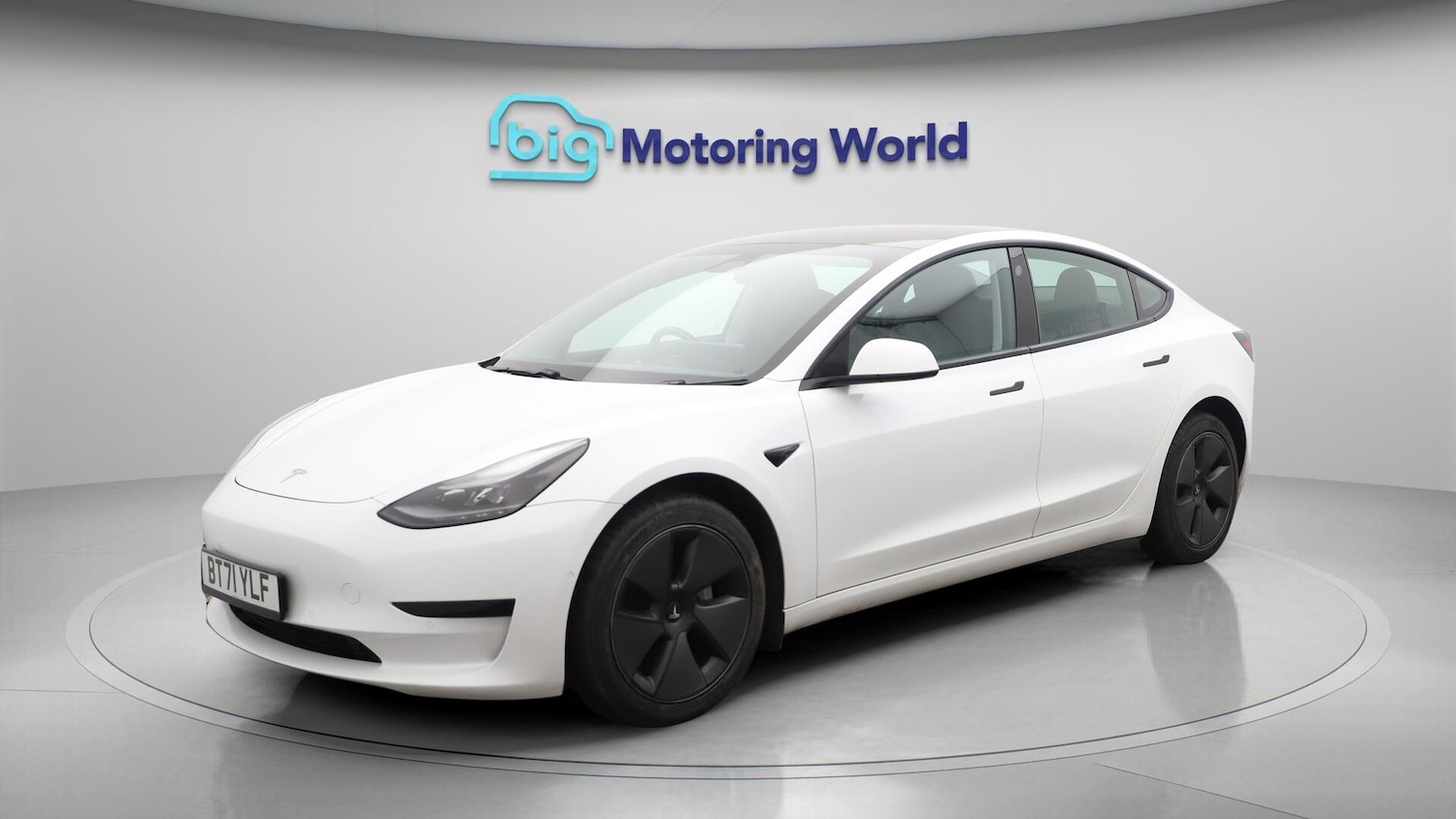 Used Tesla Model 3 2021 for sale - 76633915: Photo 4