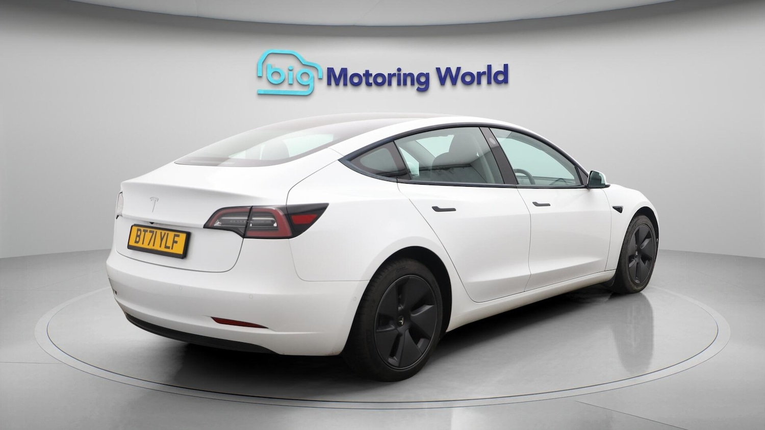 Used Tesla Model 3 2021 for sale - 76633915: Photo 8