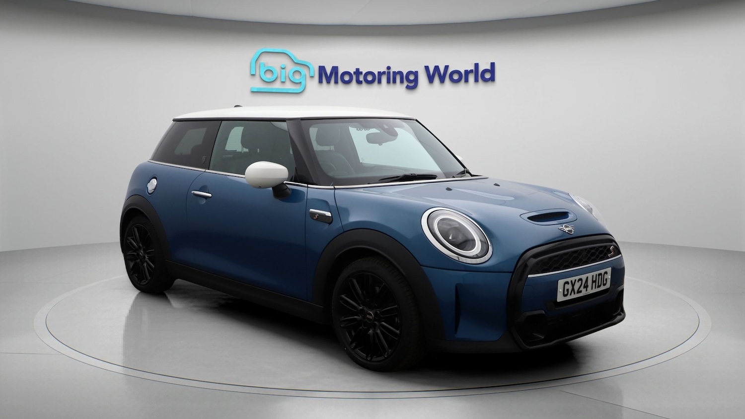 Used MINI Hatch 2024 for sale - 77602100: Photo 1