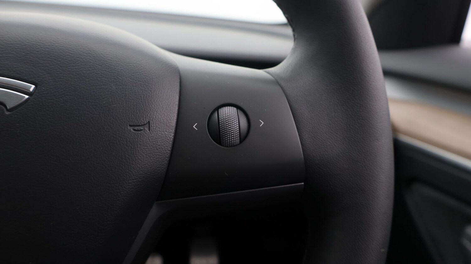 Used Tesla Model 3 for sale - 77208140: Photo 27