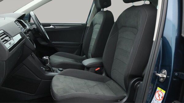 Used Volkswagen Tiguan 2021 for sale - 76094877: Photo 15