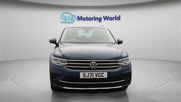 Used Volkswagen Tiguan 2021 for sale - 76094877: Photo 3