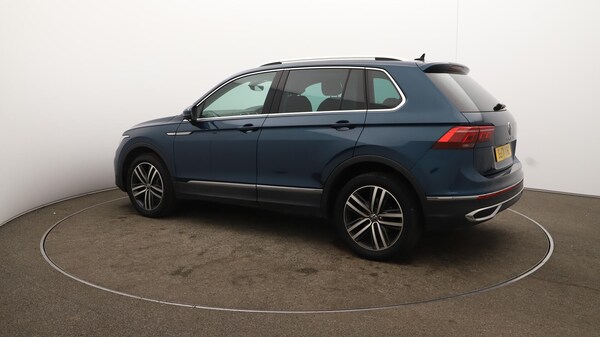 Used Volkswagen Tiguan 2021 for sale - 76094877: Photo 40