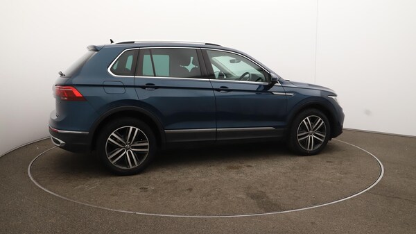 Used Volkswagen Tiguan 2021 for sale - 76094877: Photo 55